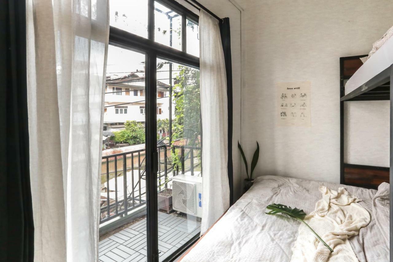 Klong House Hostel กรุงเทพมหานคร ภายนอก รูปภาพ