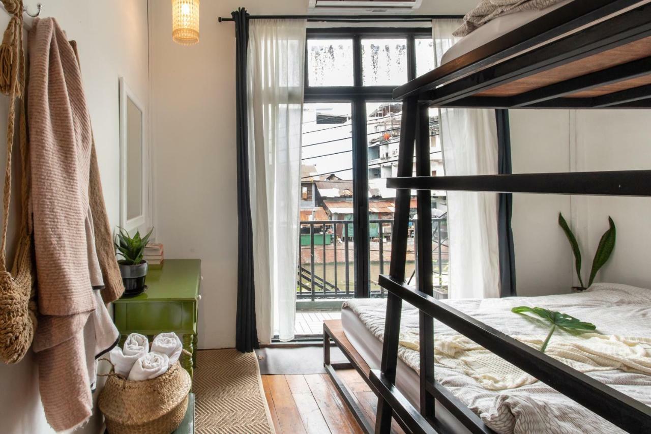 Klong House Hostel กรุงเทพมหานคร ภายนอก รูปภาพ